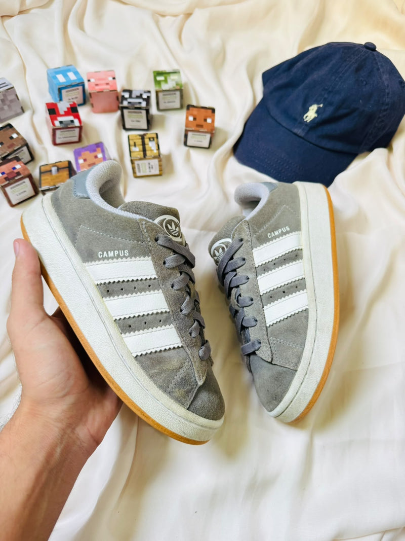 Adidas Campus kids sneakers grey white pair