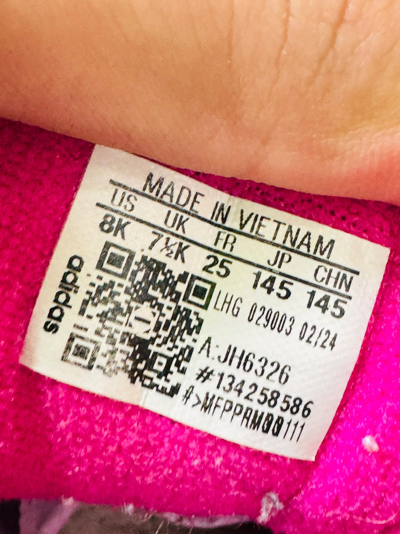 Adidas Campus kids sneaker size label showing 25 FR