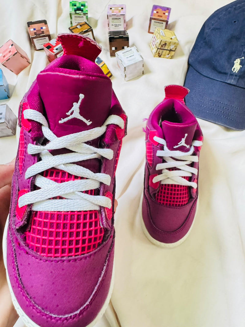 Air Jordan 4 kids sneakers magenta pink front view