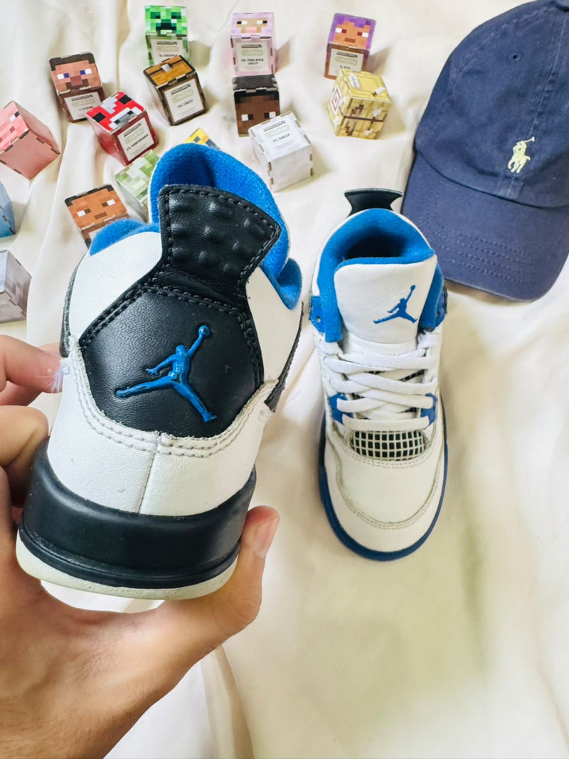 Air Jordan 4 kids sneaker white black blue side view