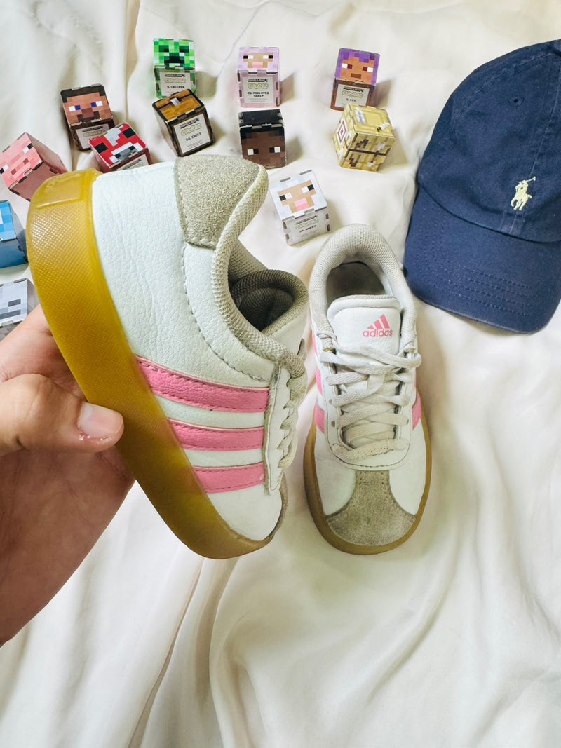 Adidas kids white pink gum side view