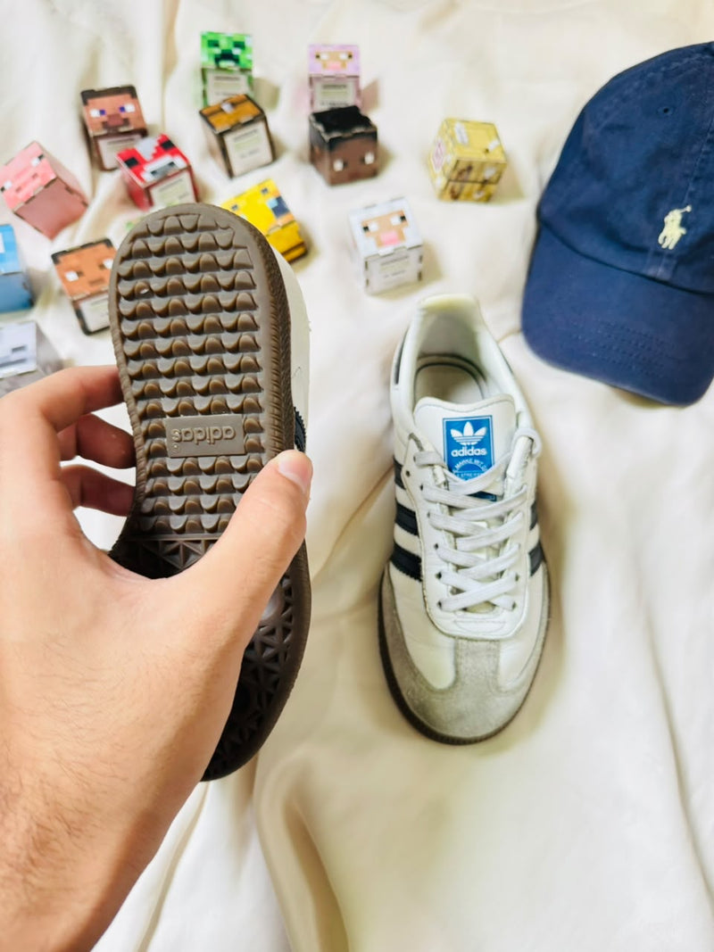 Adidas Samba kids outsole side