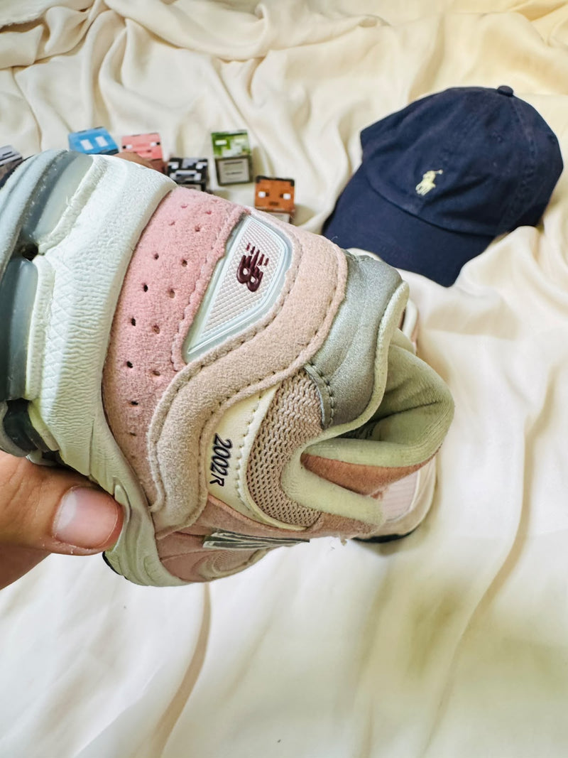 New Balance 2002R kids sneaker side detail