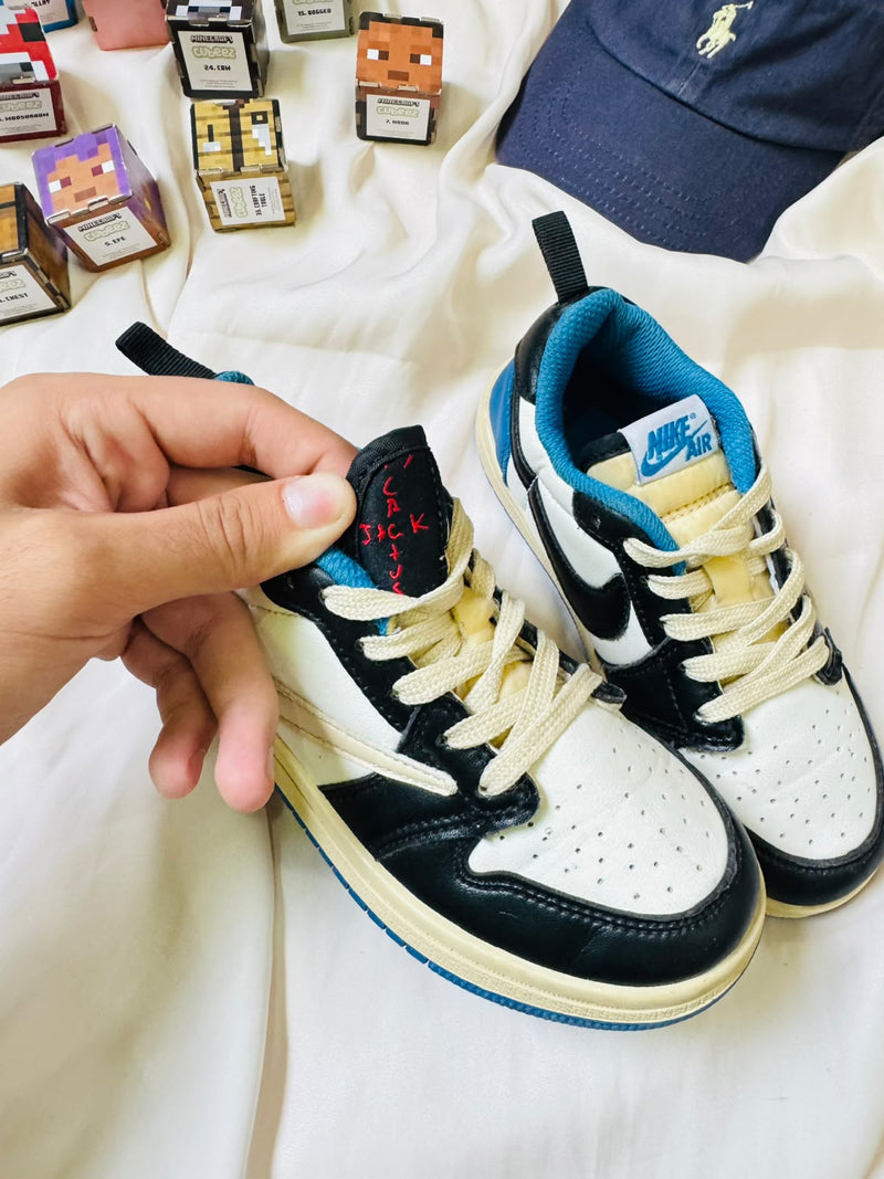 Nike Air Jordan kids sneakers front view